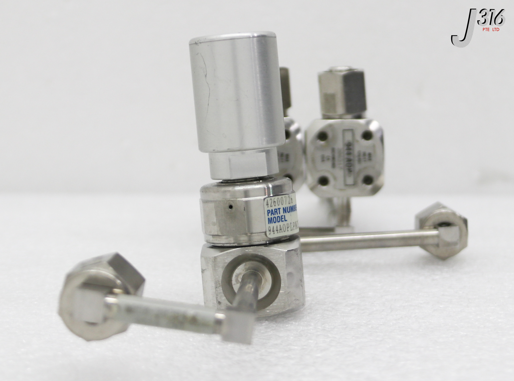 35964 APPLIED MATERIALS 5-WAY MANF 3-VLV ASSY, BACK SIDE PR, WXZ
